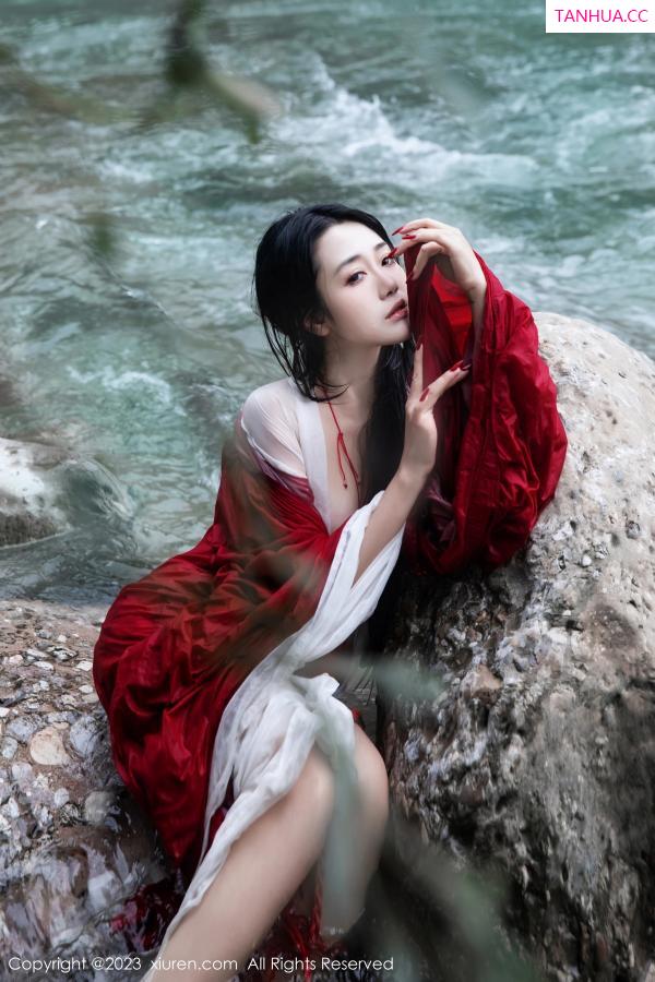  [XiuRen]高清写真图 2023.08.28 No.7295 严利娅Yuliya 妲己美臀第48张图片